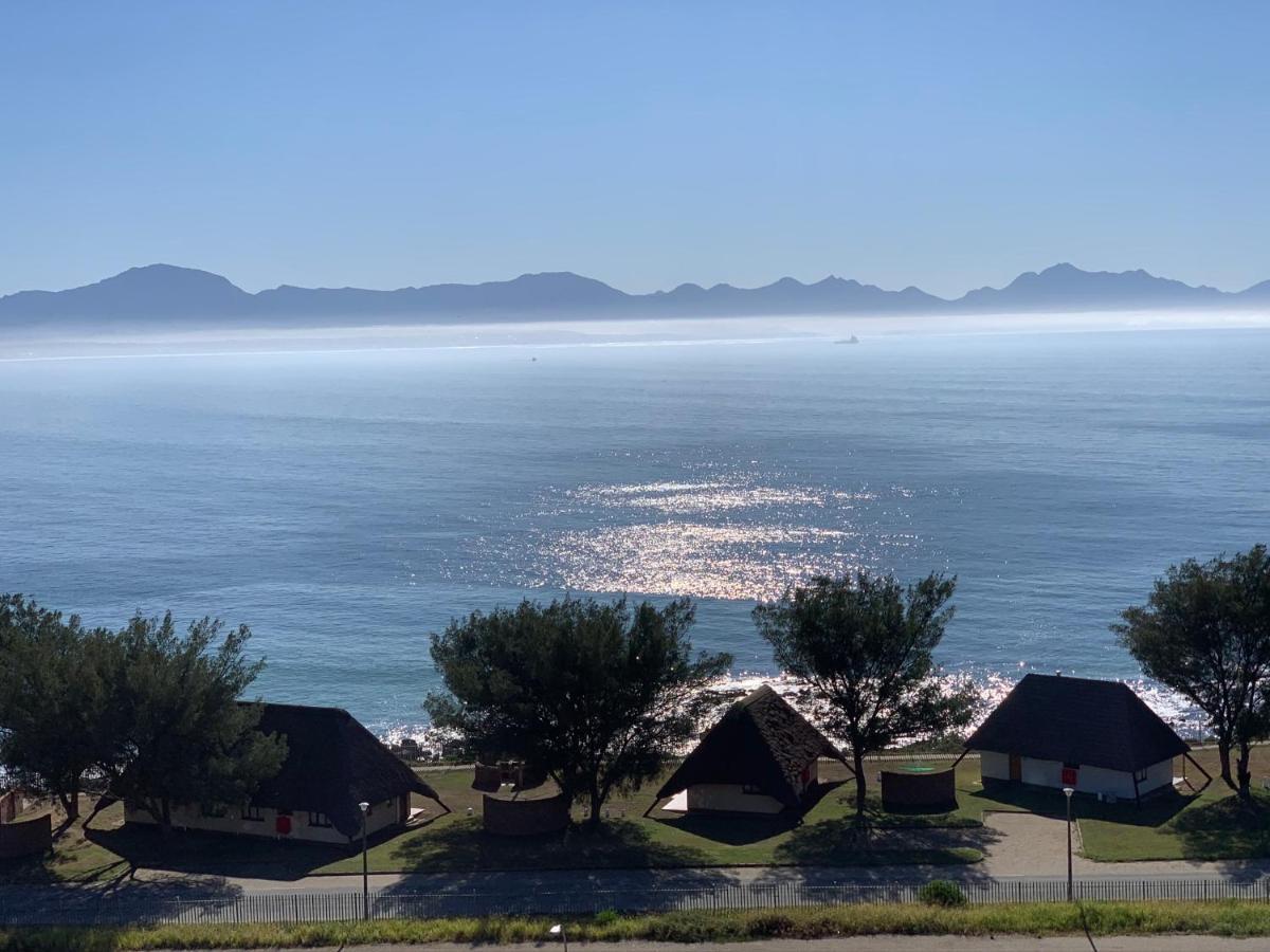 Sea-View Nautica @ Mossel Bay Appartement Buitenkant foto