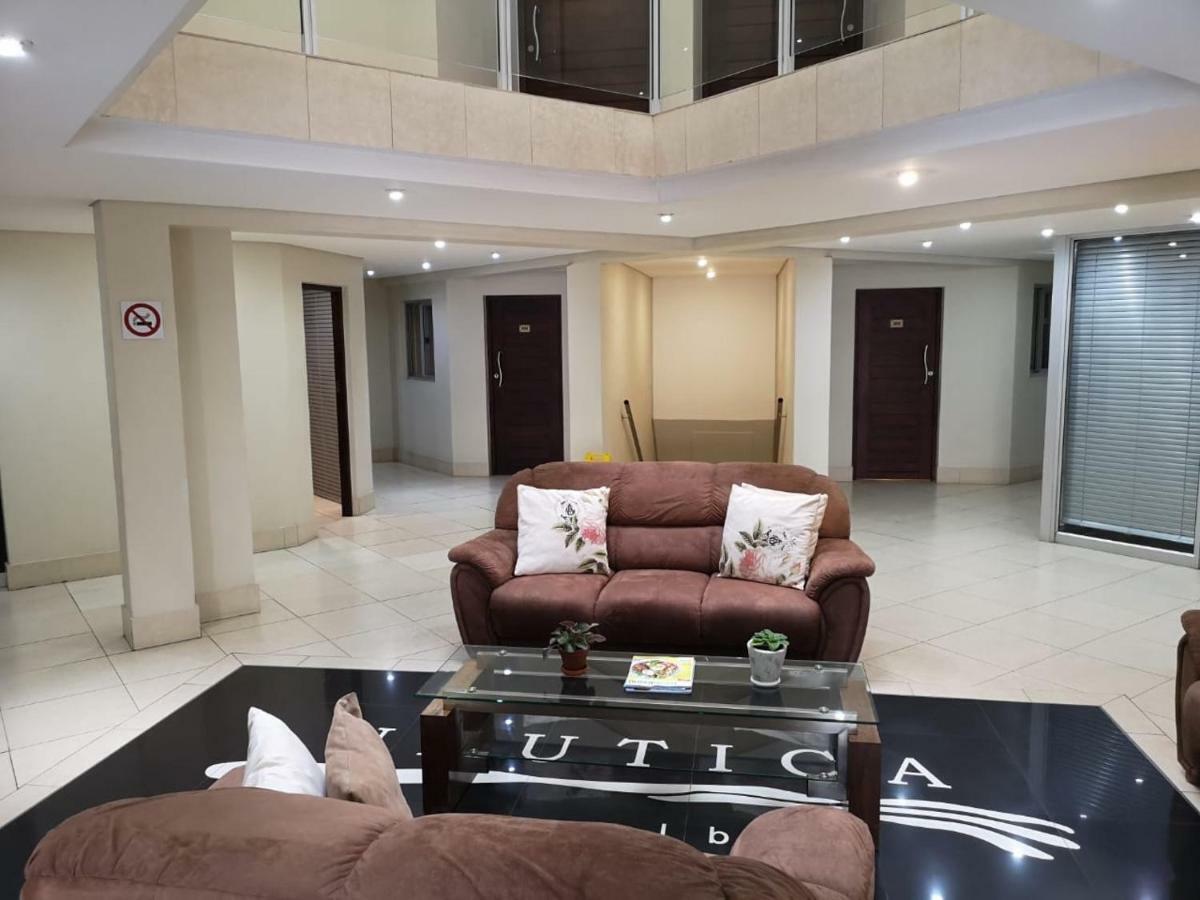 Sea-View Nautica @ Mossel Bay Appartement Buitenkant foto